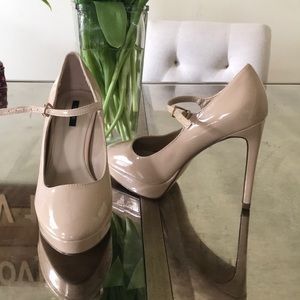 Forever 21 Nude heels sz8